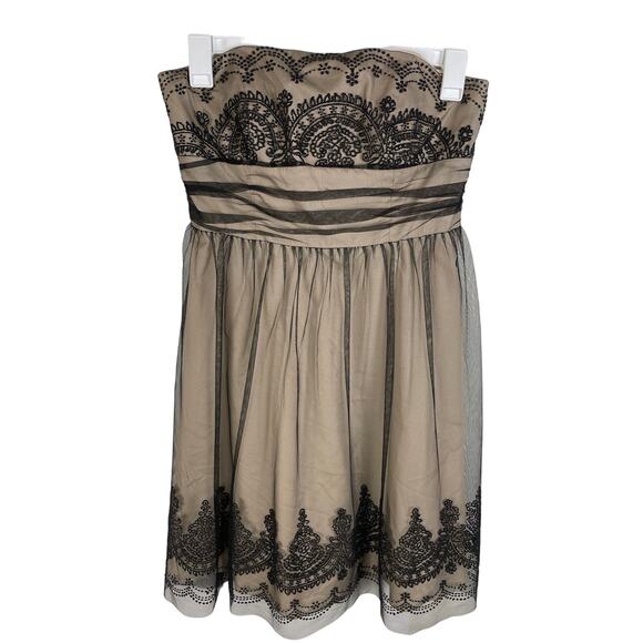 David’s Bridal Black Beaded Sheer Lace Strapless Formal Mini Dress Size 10 - Picture 2 of 7